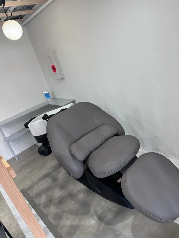 liL hair loungeの内観・外観3