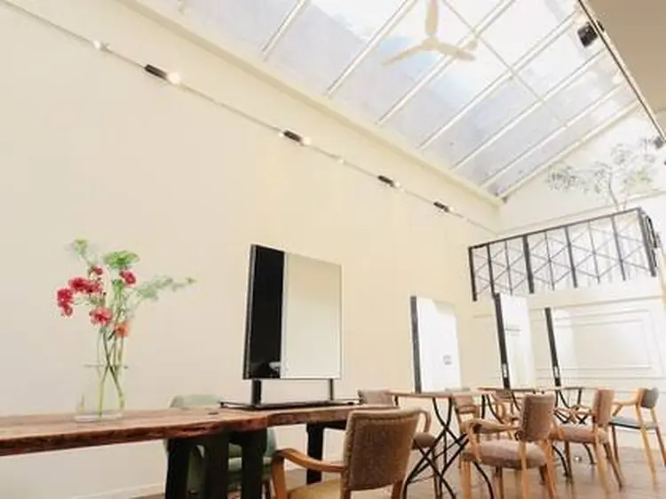 MAKE'Sの内観・外観2