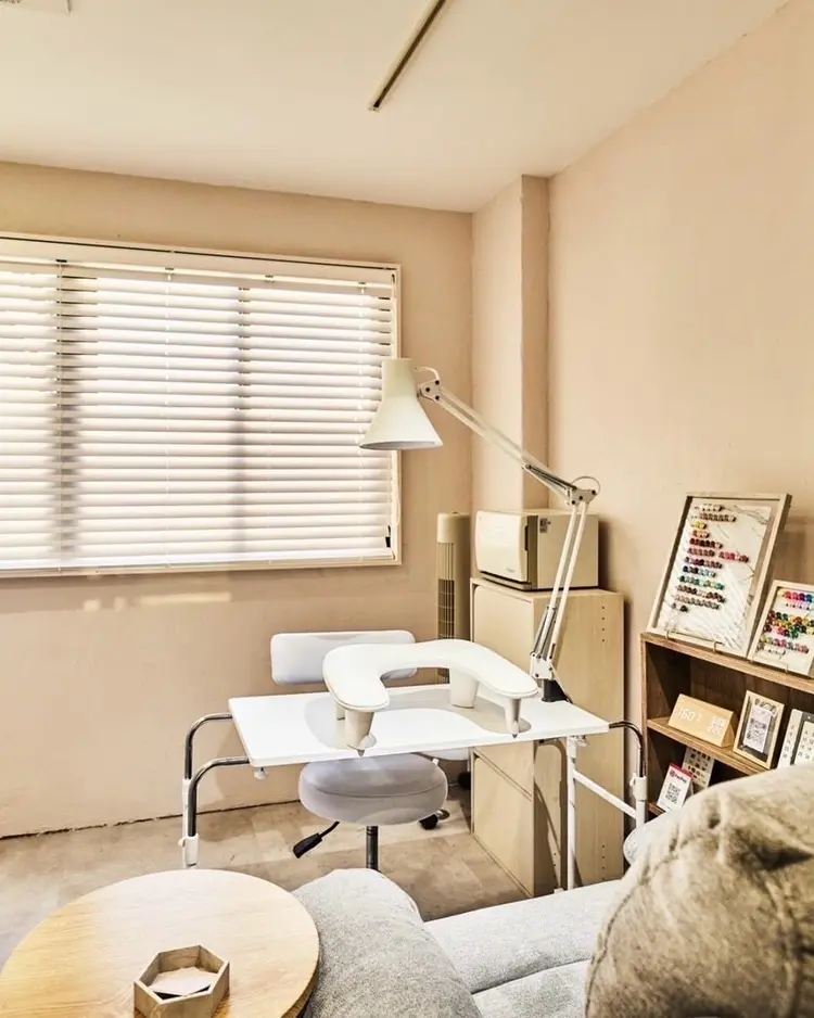 .nailの内観・外観1