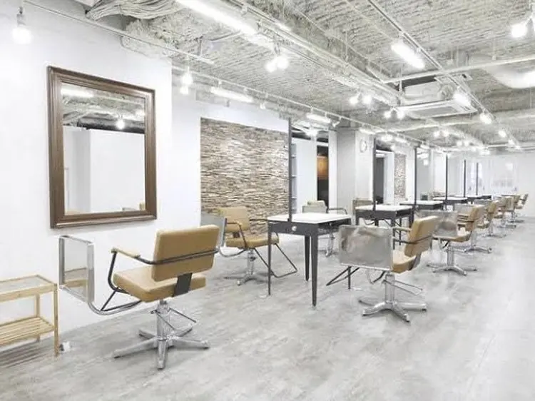 prize Iris 池袋東口店の内観・外観1