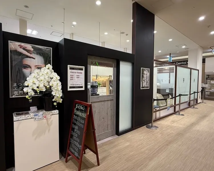 フランキンセンス津田沼店の内観・外観1
