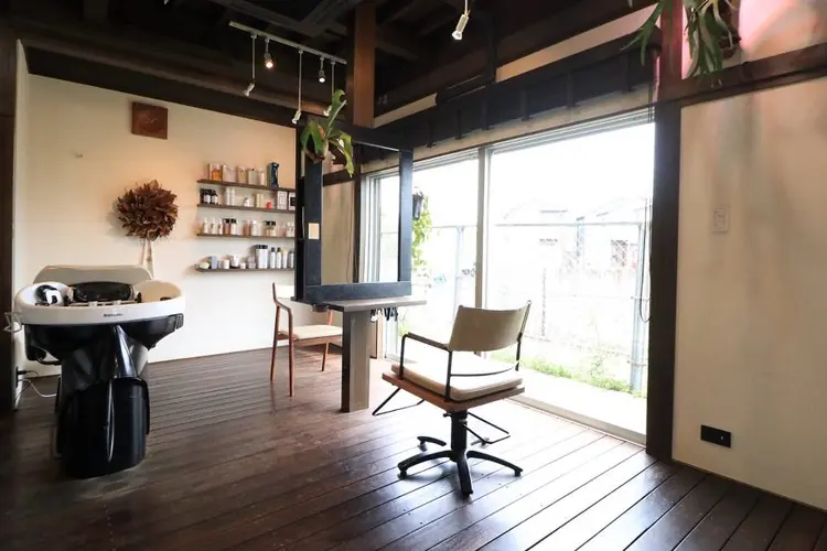 PLUS縁の内観・外観1