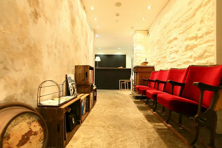 RITA Hairsの内観・外観1