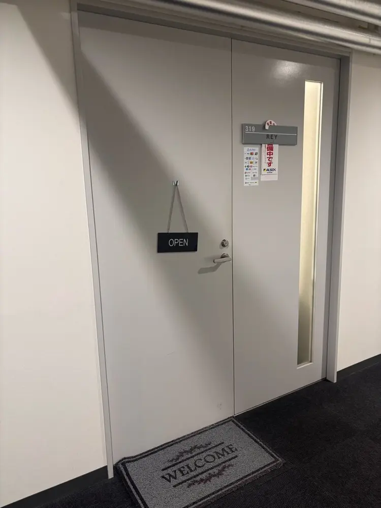 REYの内観・外観1