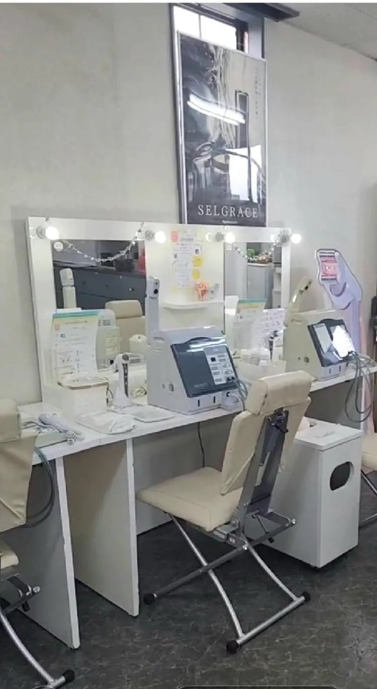 ナリススキンケアサロン越谷DeI'mの内観・外観1