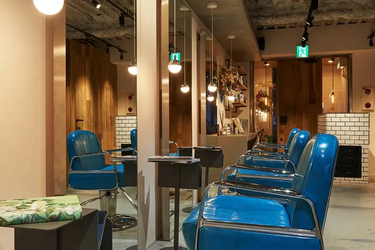 髪質改善＆艶髪美髪エステ専門店　Lyrae～リラエ～の内観・外観2