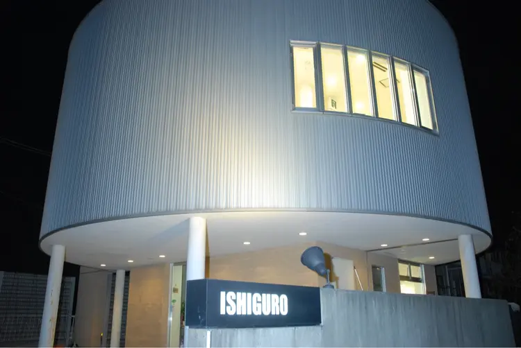 ISHIGUROの内観・外観1