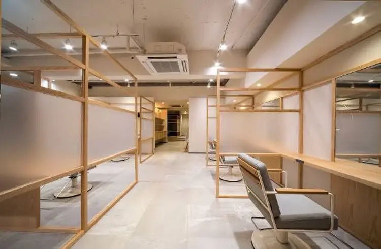 Spin hair烏丸店の内観・外観2