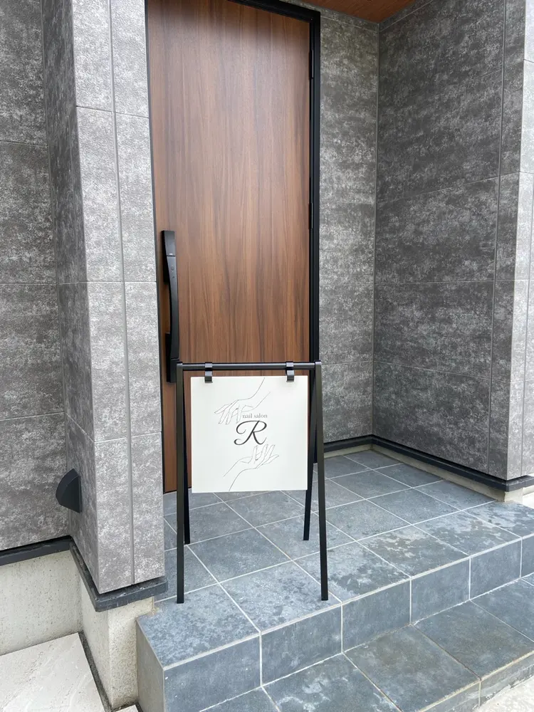 R_nailの内観・外観1
