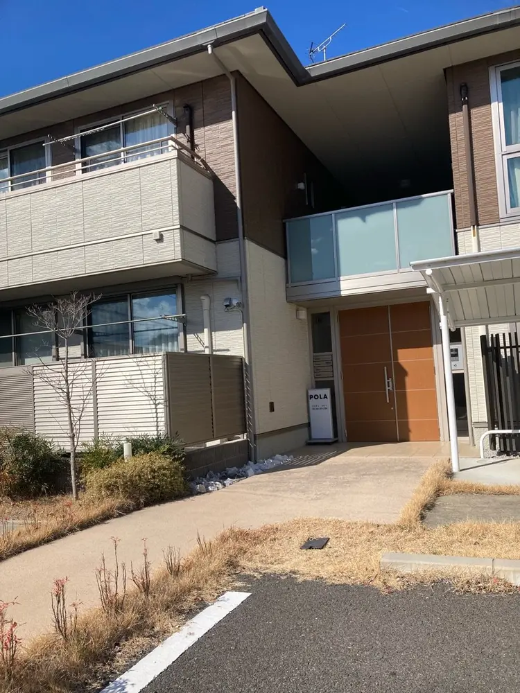 POLA岐南八剣店の内観・外観1