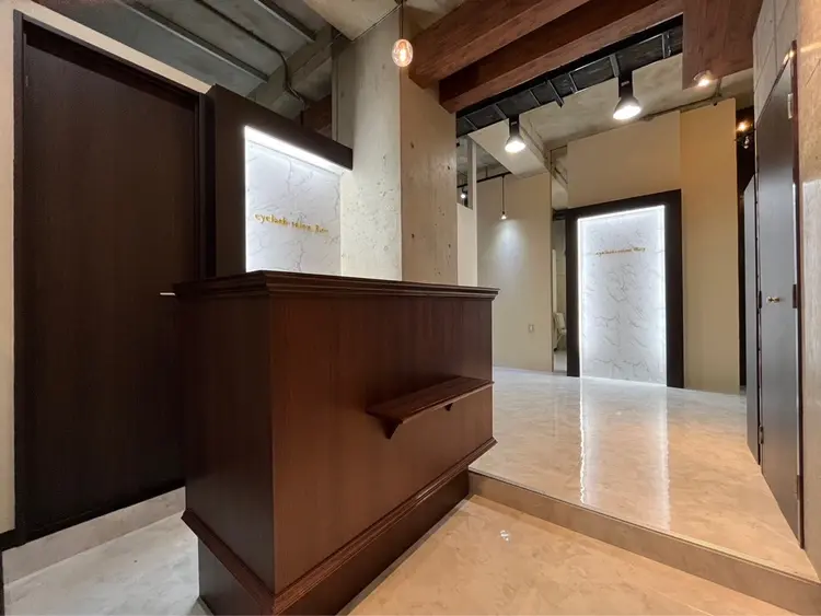 eyelash salon Rey鹿児島店の内観・外観1