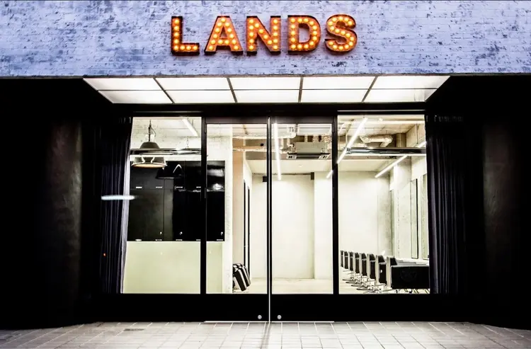 LANDSの内観・外観1