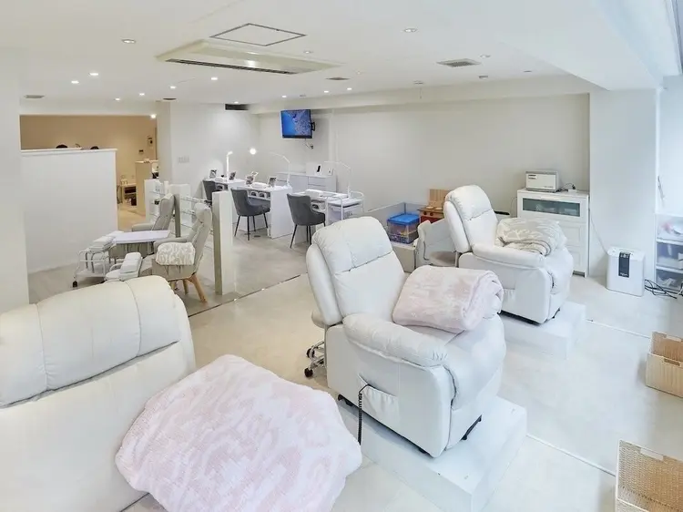 Babel新町店の内観・外観1