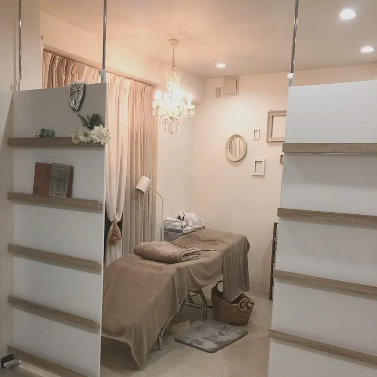 Nail&Eyelash Edelyの内観・外観1