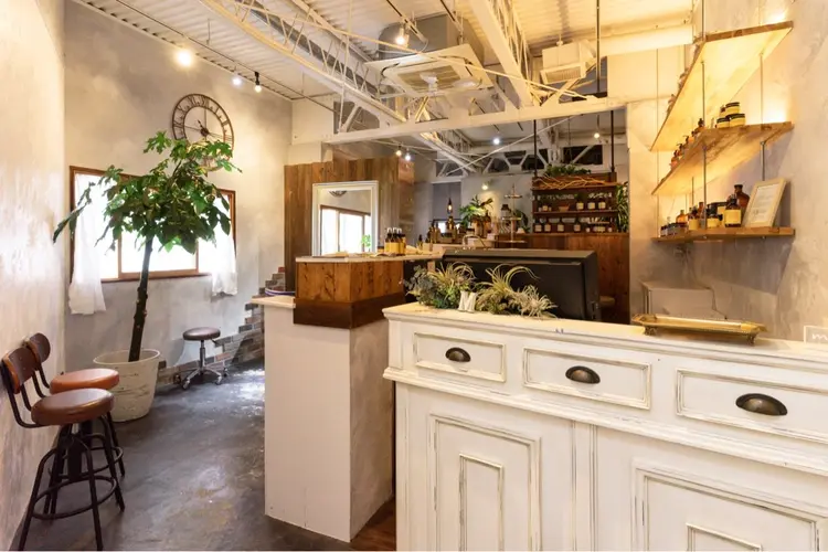 髪質改善&艶髪　miroa （ミロア）の内観・外観1