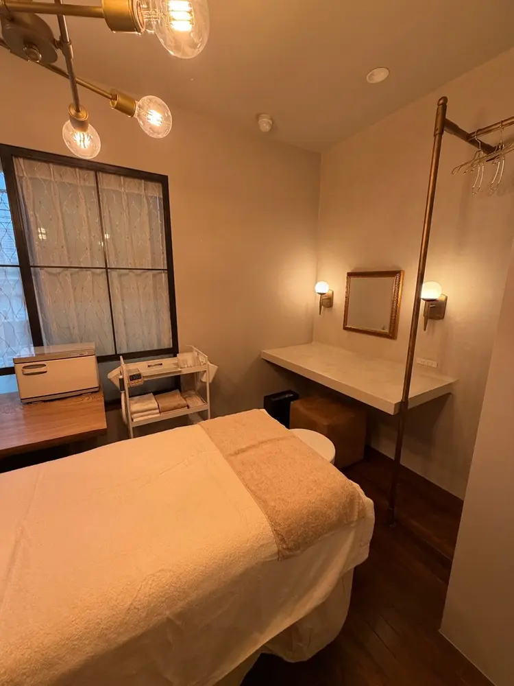 M.rareの内観・外観1