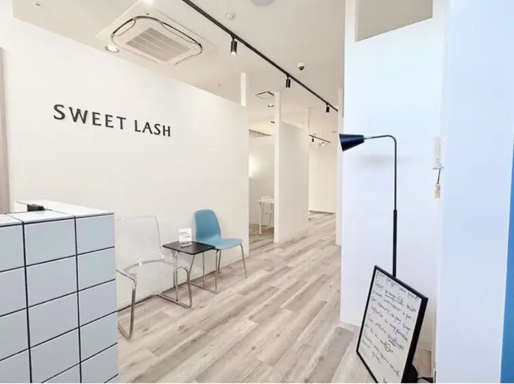 Sweet Lash【スウィートラッシュ】eyelash＆eyebrow 朝霞台店の内観・外観1