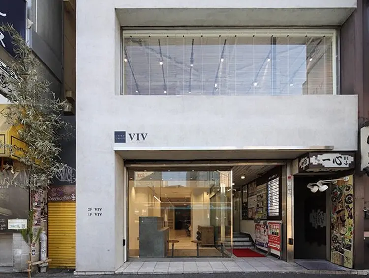 VIVの内観・外観1