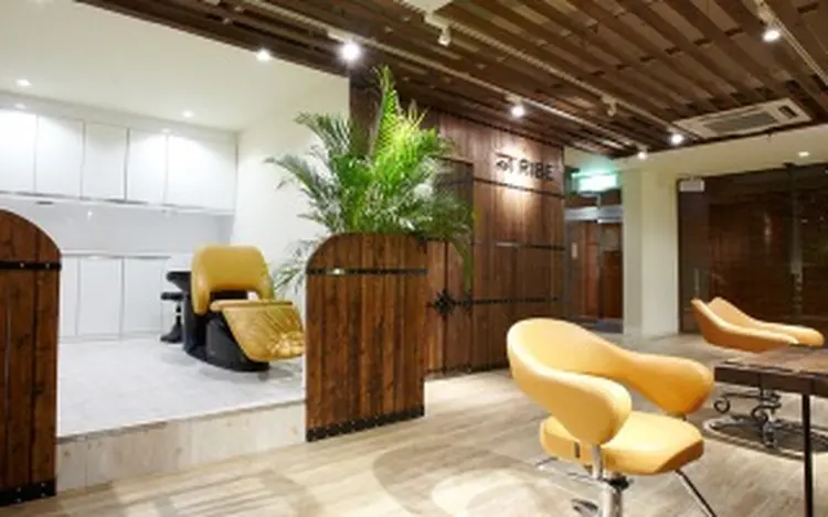 esTRIBEの内観・外観1