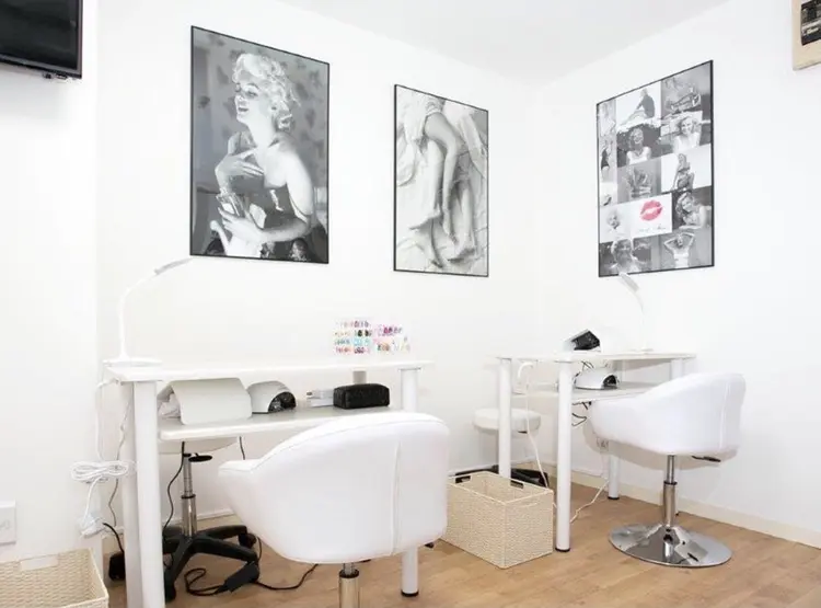 Beauty Salon amourの内観・外観1