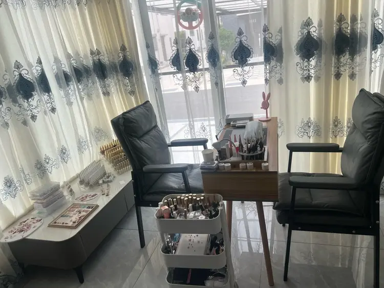 君美ネイルの内観・外観1