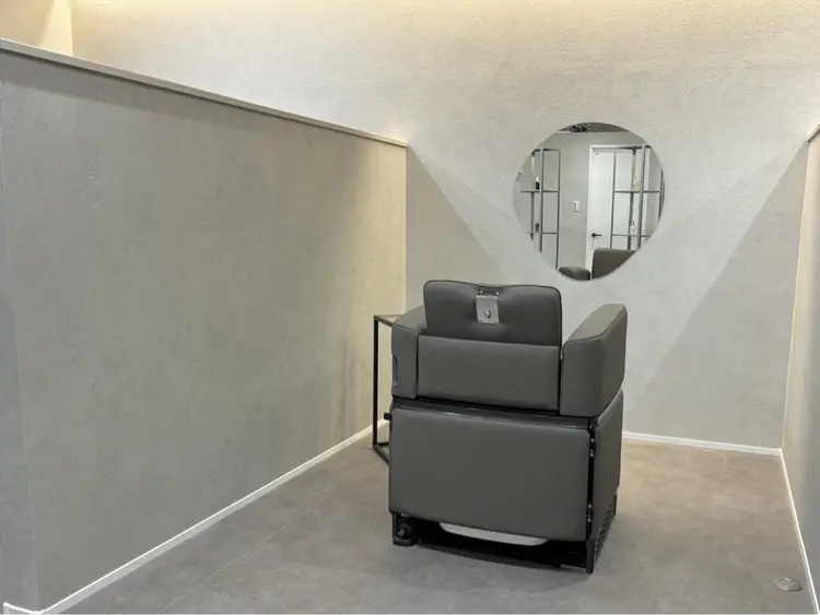 Salon de Qualia(サロンドクオリア)の内観・外観1