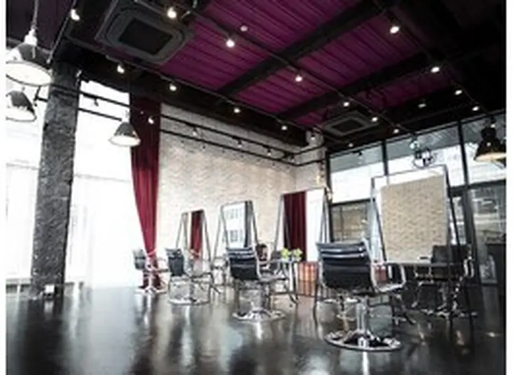 YENNの内観・外観2