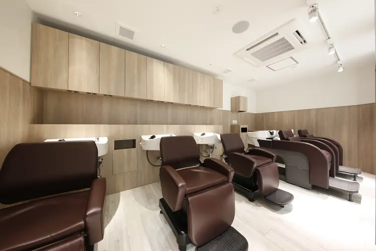 Ash 本八幡店の内観・外観3