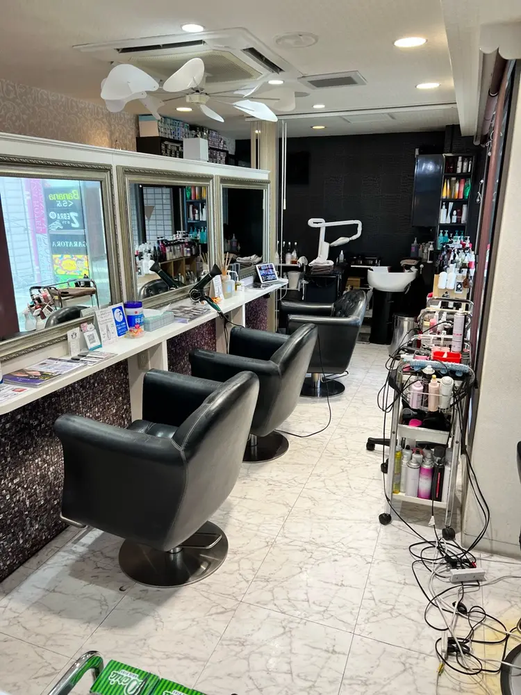 hair salonJEWELの内観・外観1