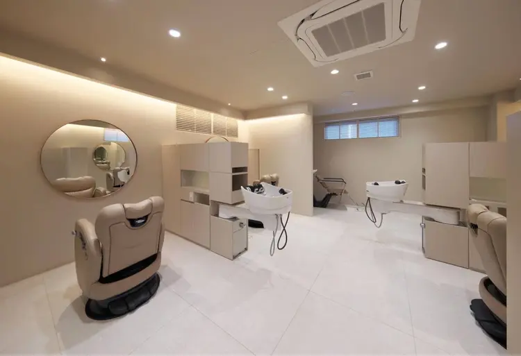 THINK  SHOP  難波店の内観・外観3