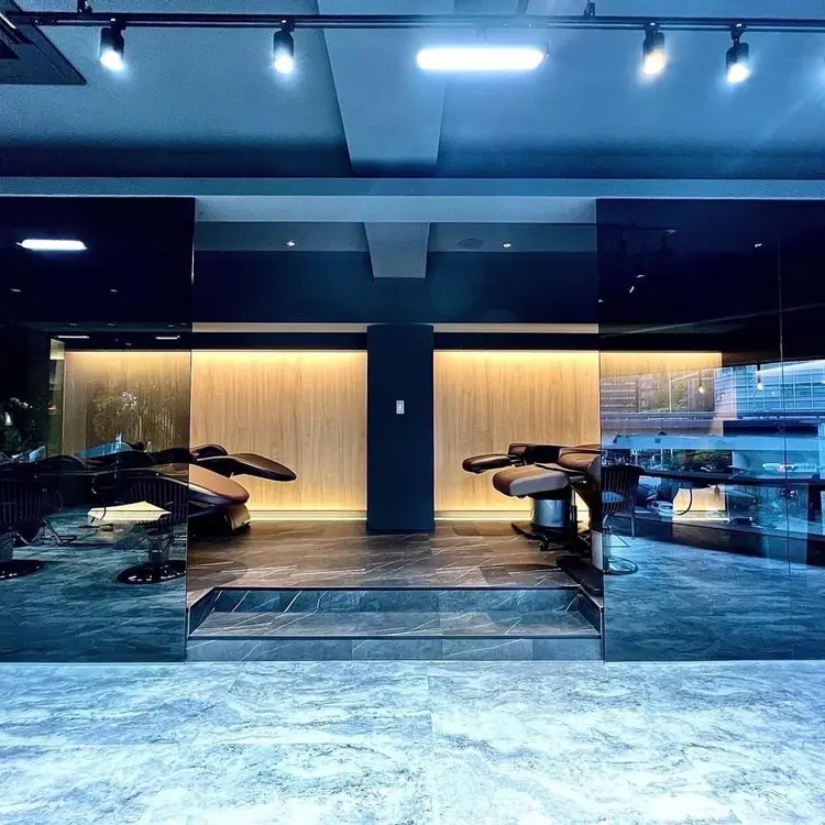 muku. 甲府の内観・外観2