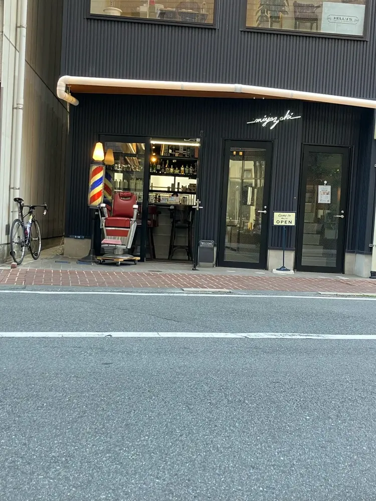 宮崎理容院 オークス店の内観・外観1