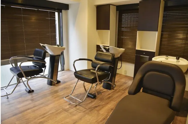 Absoluteの内観・外観2