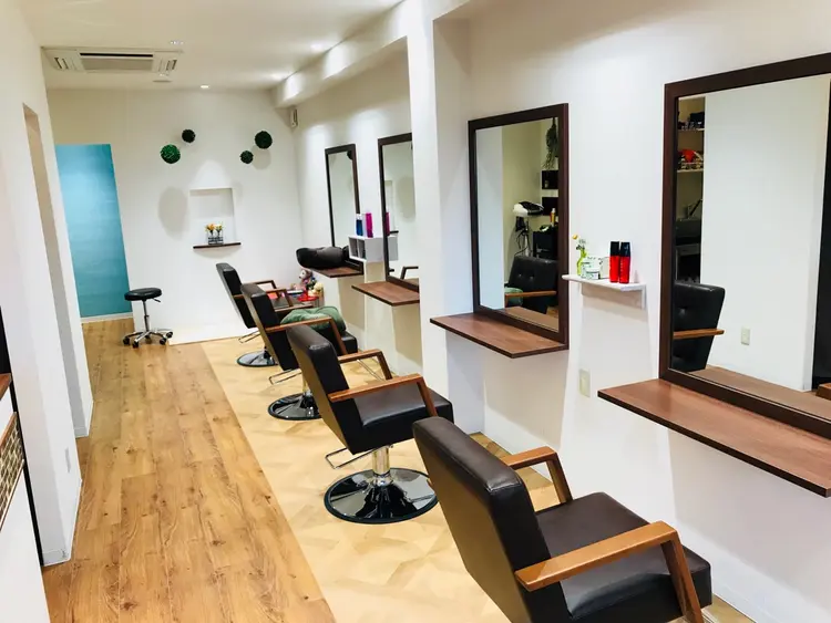 hair salon Hinataの内観・外観1