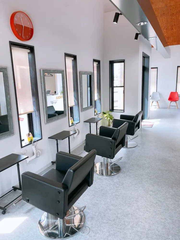 hairsalon   RISERAの内観・外観2