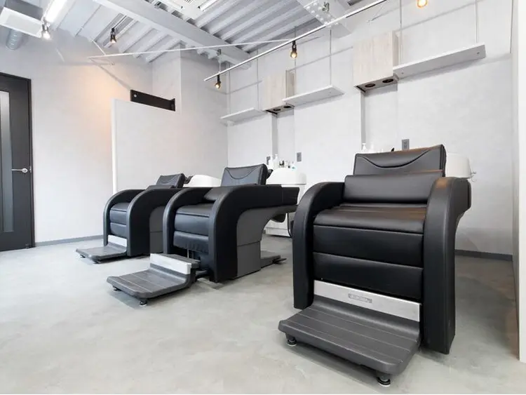 LIVの内観・外観2