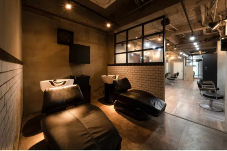 La  fith hair ponte 船橋店の内観・外観2