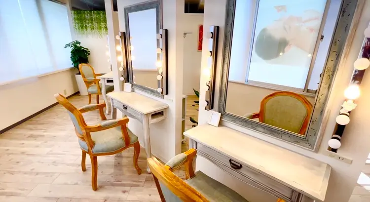 POLA梅田太融寺店の内観・外観3