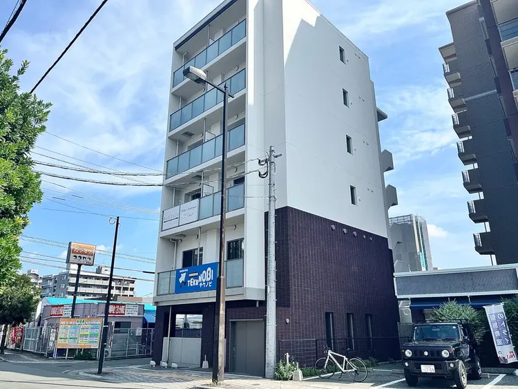 Kumu 博多南店の内観・外観1