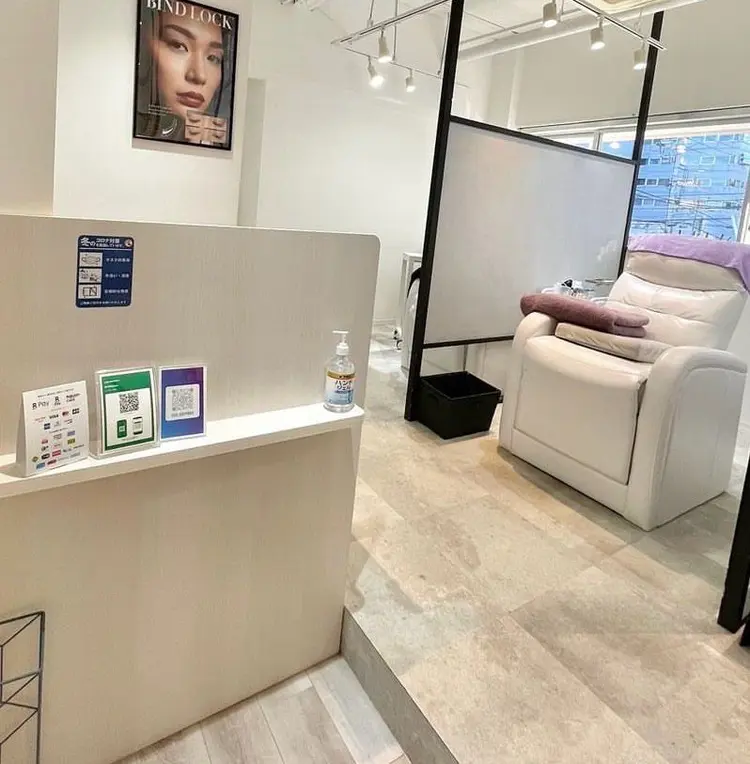 cueの内観・外観1