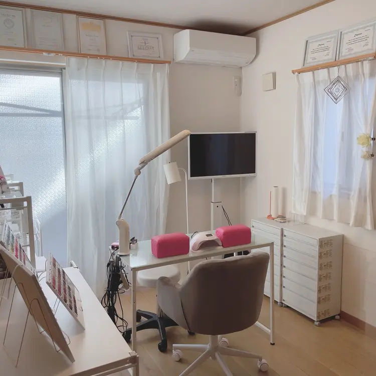 ネイルサロンpinkyの内観・外観2