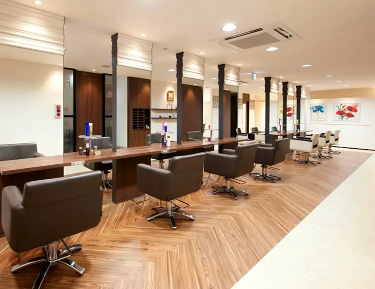 animo fiorente三郷店の内観・外観1