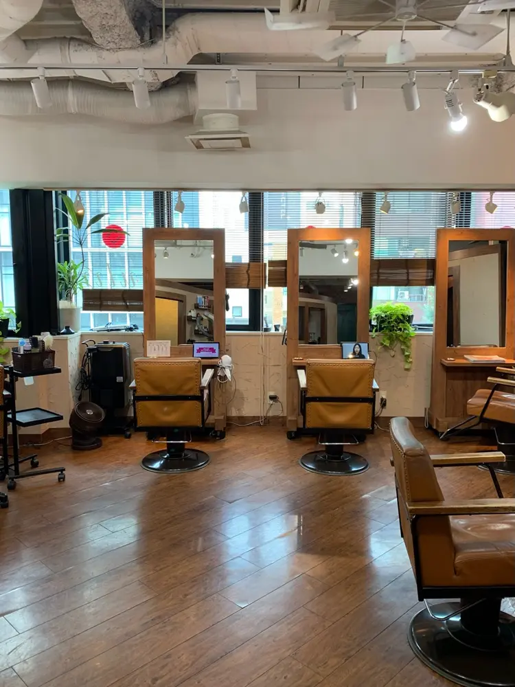 sulir hair and nail designの内観・外観2