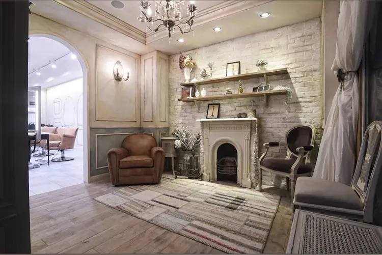 ROIの内観・外観1