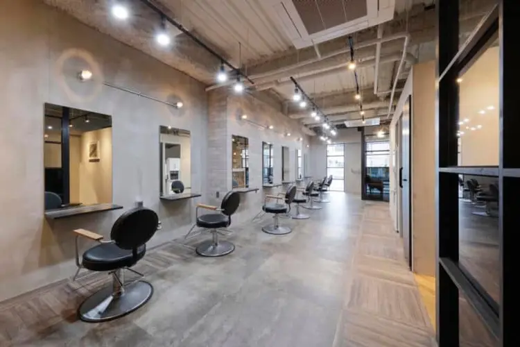 lafith hair 上新庄の内観・外観1