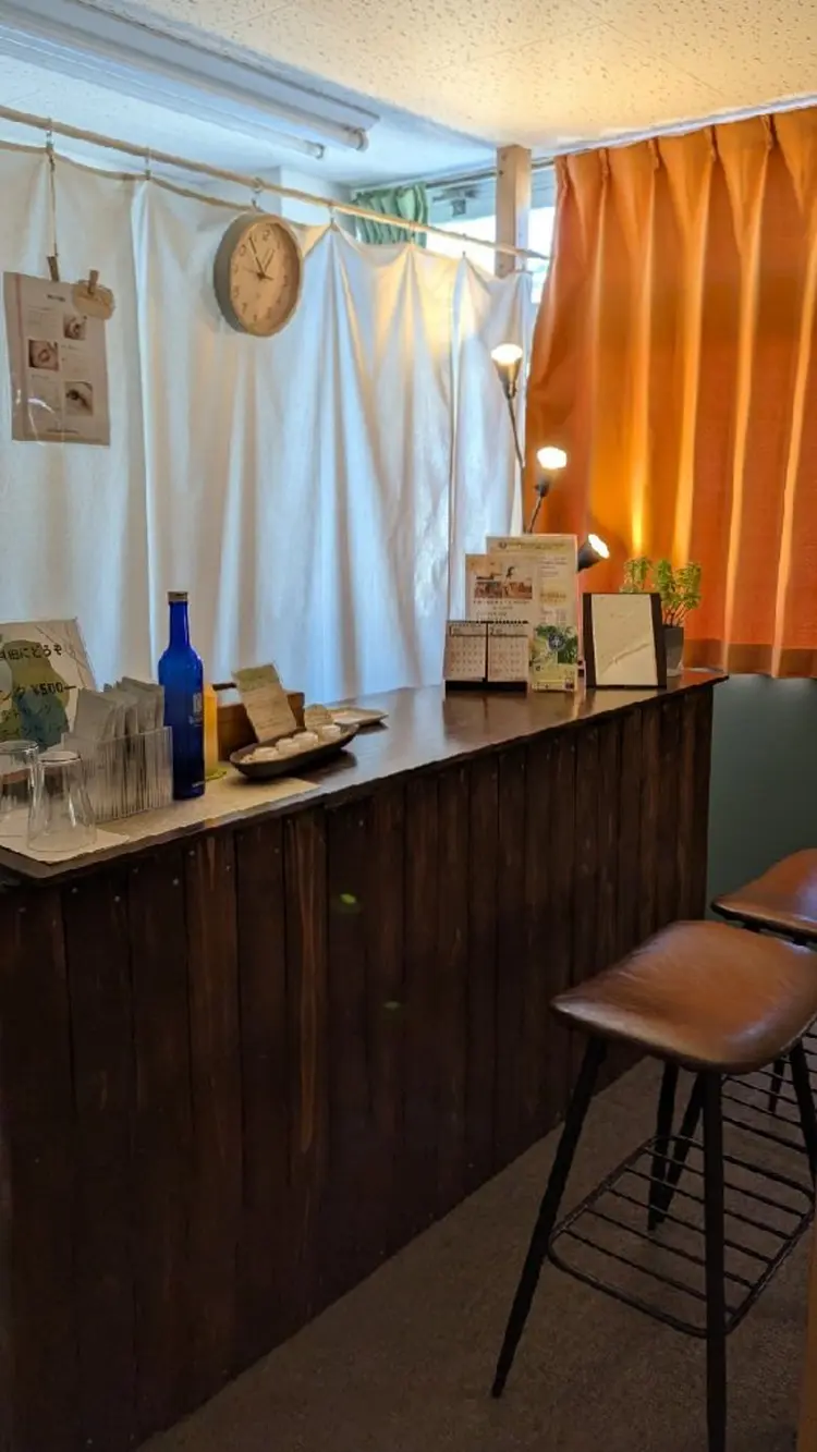 Salon The Moments-ﾓｰﾒﾝﾂ-の内観・外観1