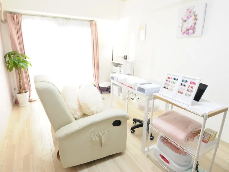 ManiNailの内観・外観1