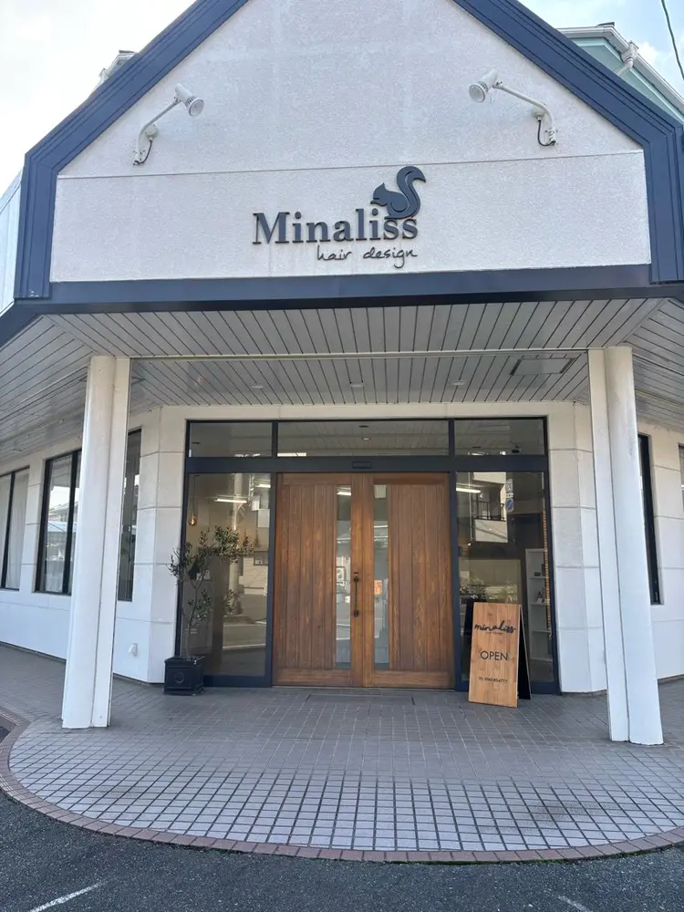 Minaliss hair design【ミナリスヘアーデザイン】久留米の内観・外観1