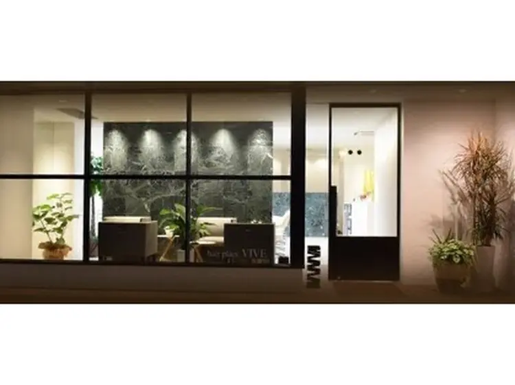 VIVE counterの内観・外観1