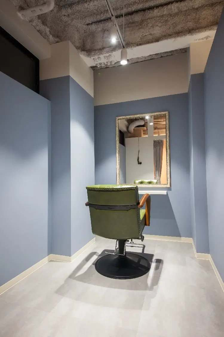 ロアゾブルー箱崎店の内観・外観2